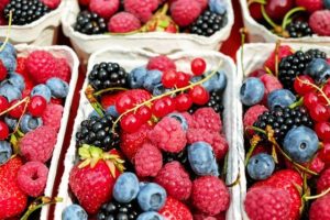 black currant raspberry